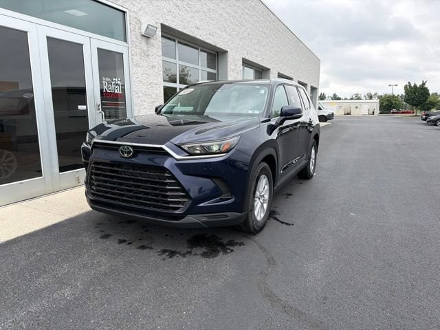 toyota grand highlander 2024 5TDAAAB5XRS030763 image toyota grand highlander 2024 5TDAAAB5XRS030763 image
